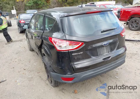 2013 Ford Escape S из США, поврежденный, VIN 1FMCU0F78DUC76359